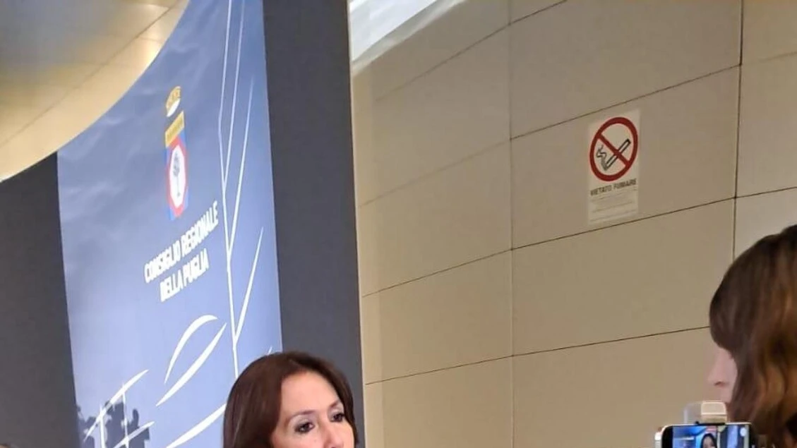 Assessora Puglia indagata per concussione si dimette