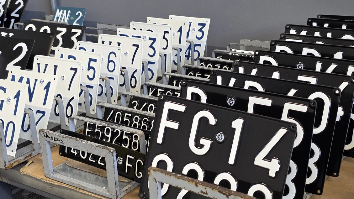 Poligrafico, 4.000 targhe storiche prodotte in due anni