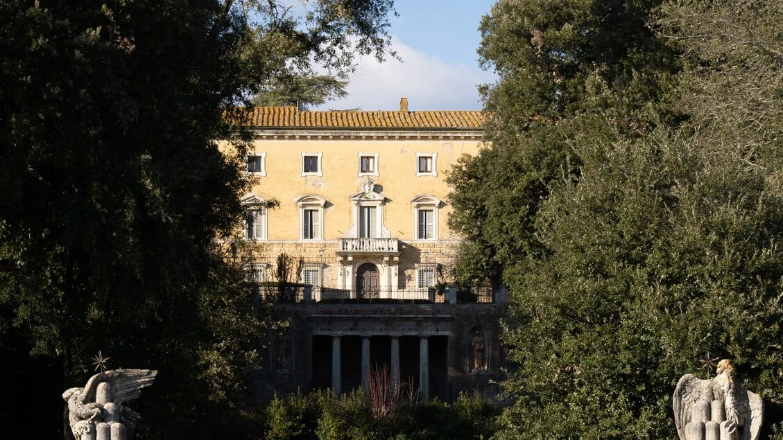 Riapre al pubblico Villa Chigi Saracini nel Senese