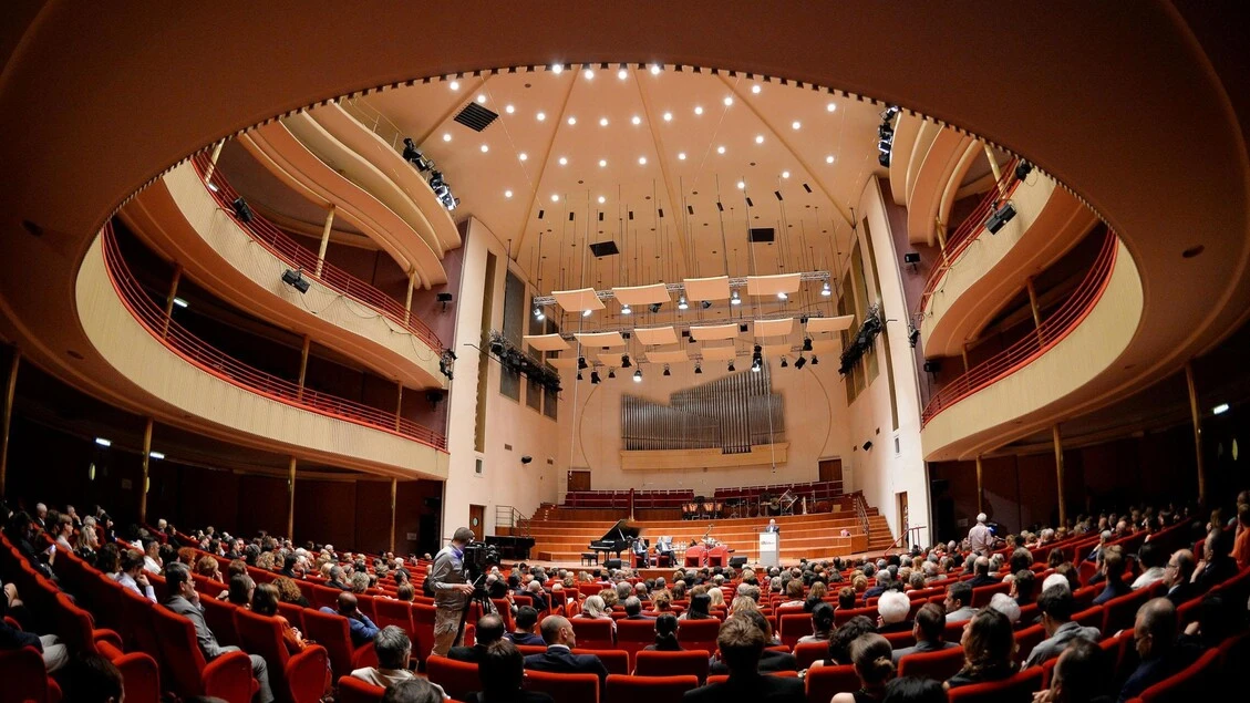 Dvořák e Schumann per l'Orchestra sinfonica nazionale Rai con Trevino e Ferrández