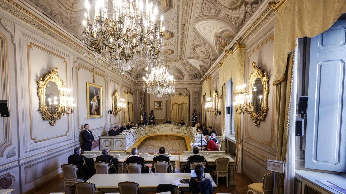 Consulta, 'atti sessuali con minore, può essere sospesa esecuzione pena'