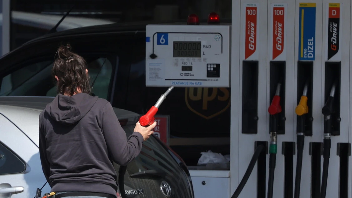 Serbia proroga la riduzione delle accise sui carburanti al 7 giugno