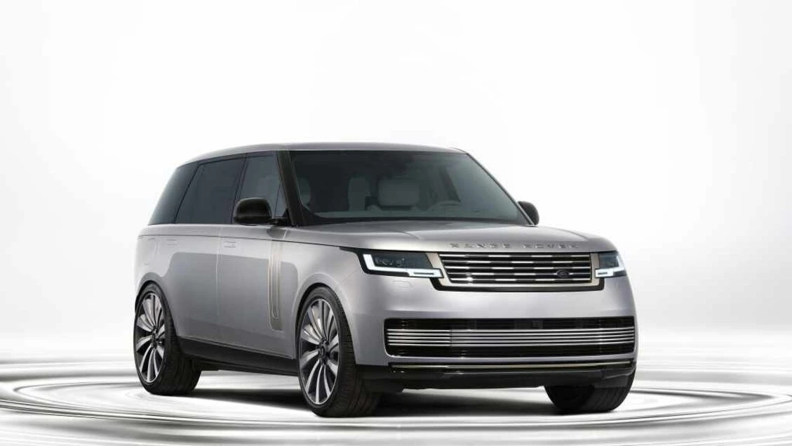 Range Rover SV Ultra, lusso e tecnologia ai massimi livelli