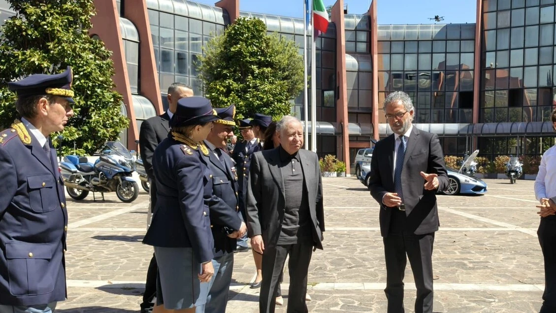 Sicurezza stradale: visita di Jean Todt alla Polizia Stradale
