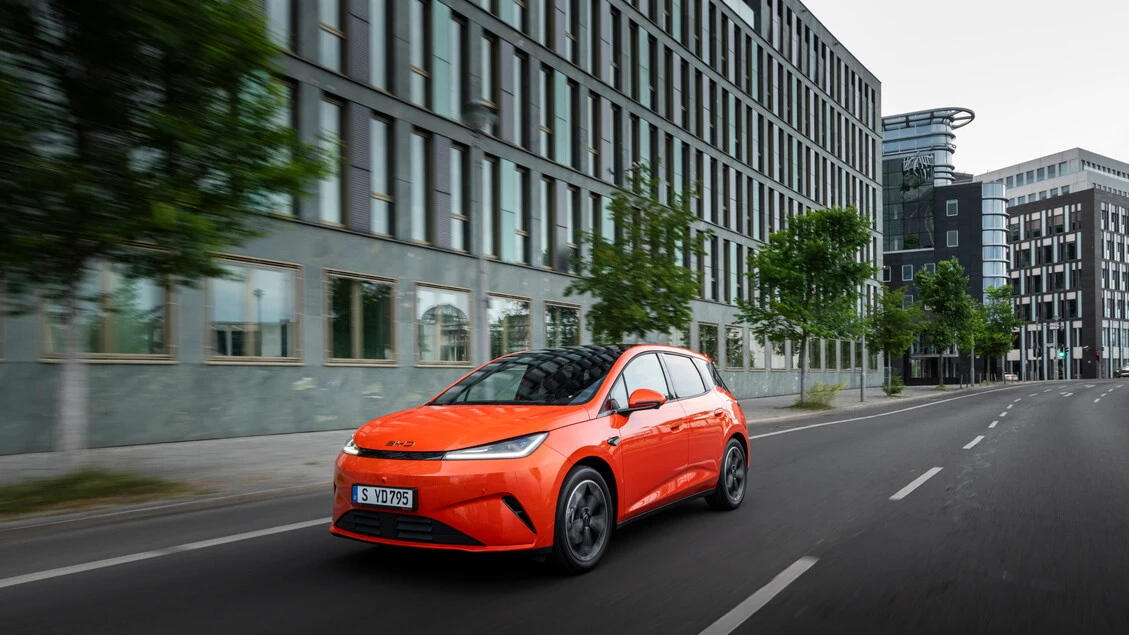 Byd rilancia il segmento B con la nuova Dolphin G DM-i