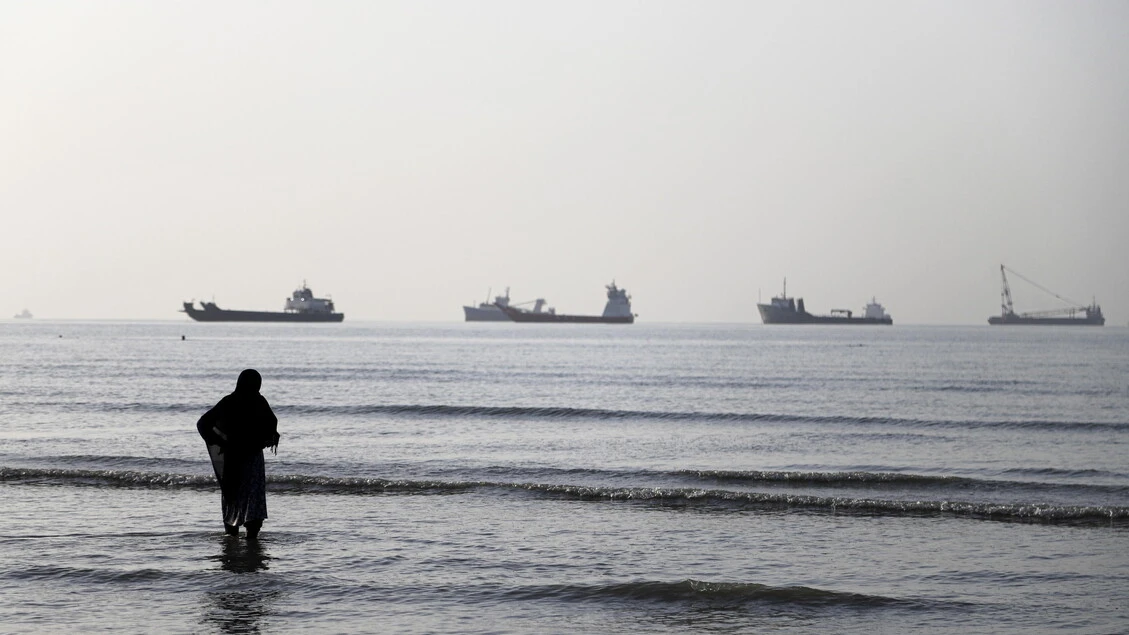 Media, 1.100 marittimi evacuati dall'Onu a Hormuz