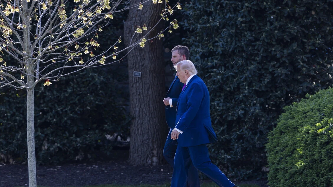 Trump, lo stretto di Hormuz riaprirà abbastanza presto