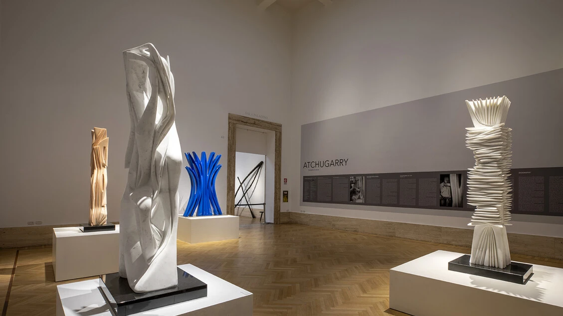 'Scolpire la Luce', l'arte di Pablo Atchugarry illumina Roma