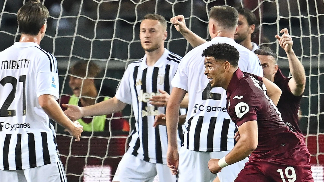 La Juve ricorda l'Heysel, 'per sempre nei nostri cuori'