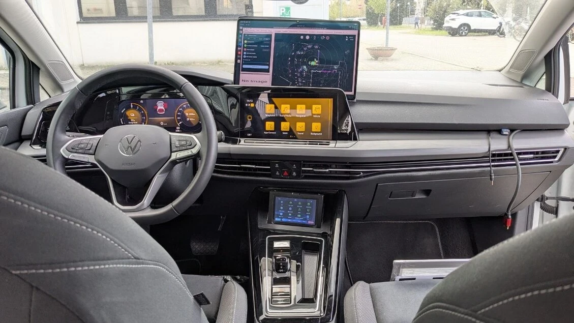Dall'Italia il software che aiuta le auto autonome a interpretare l'ambiente