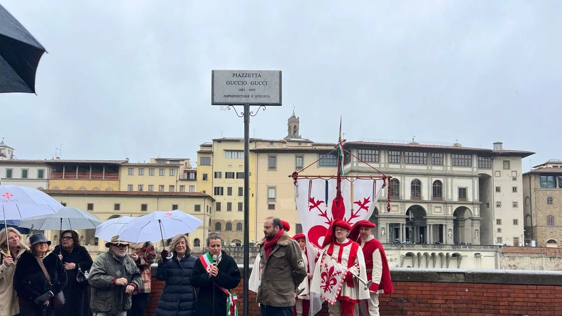 Moda, Firenze intitola una piazzetta a Guccio Gucci su un lungarno