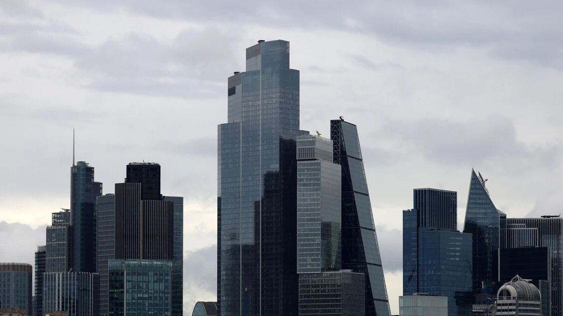 Borsa: Europa apre cauta, Londra -0,1%