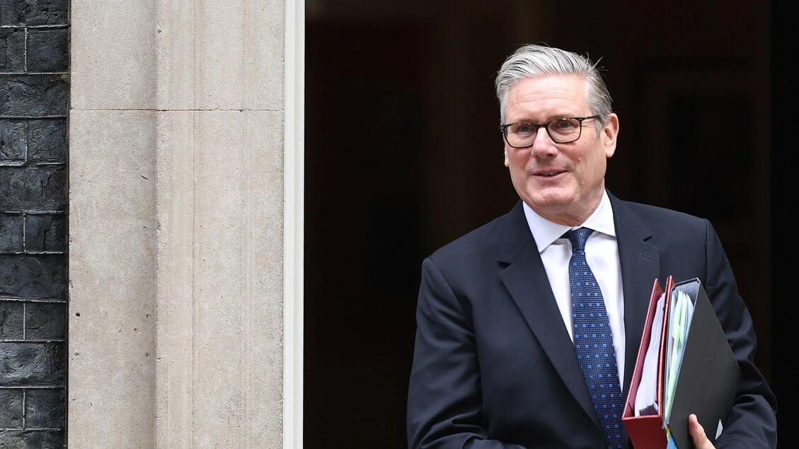 Starmer resiste, 'pronto a una sfida alla leadership se ci sarà'