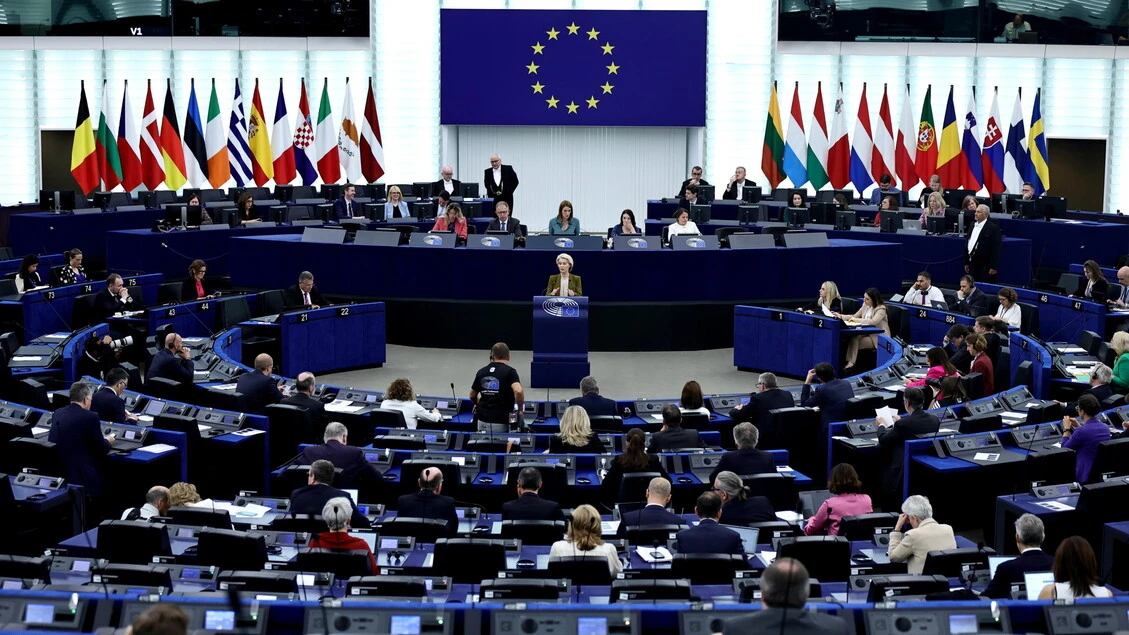 Intesa Ue su rinvio dell'Ai Act, introdotto il divieto di deepfake sessuali
