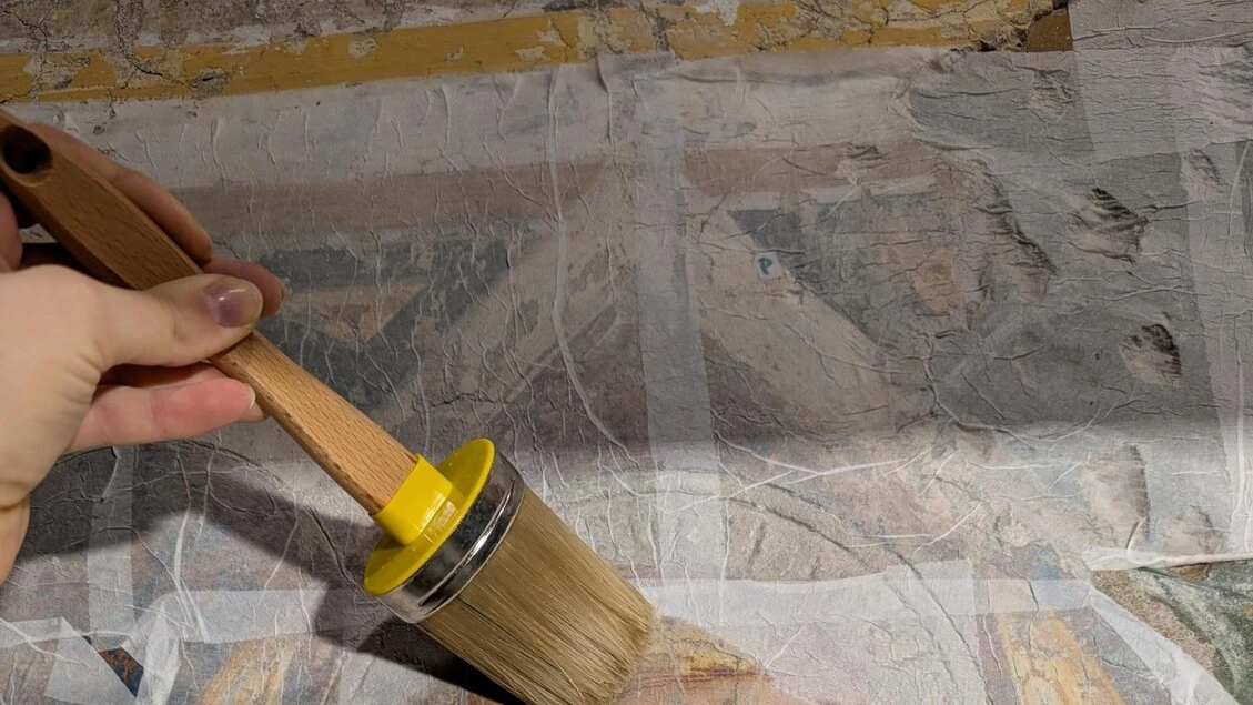 A Pomposa concluso il restauro degli affreschi delle navate laterali