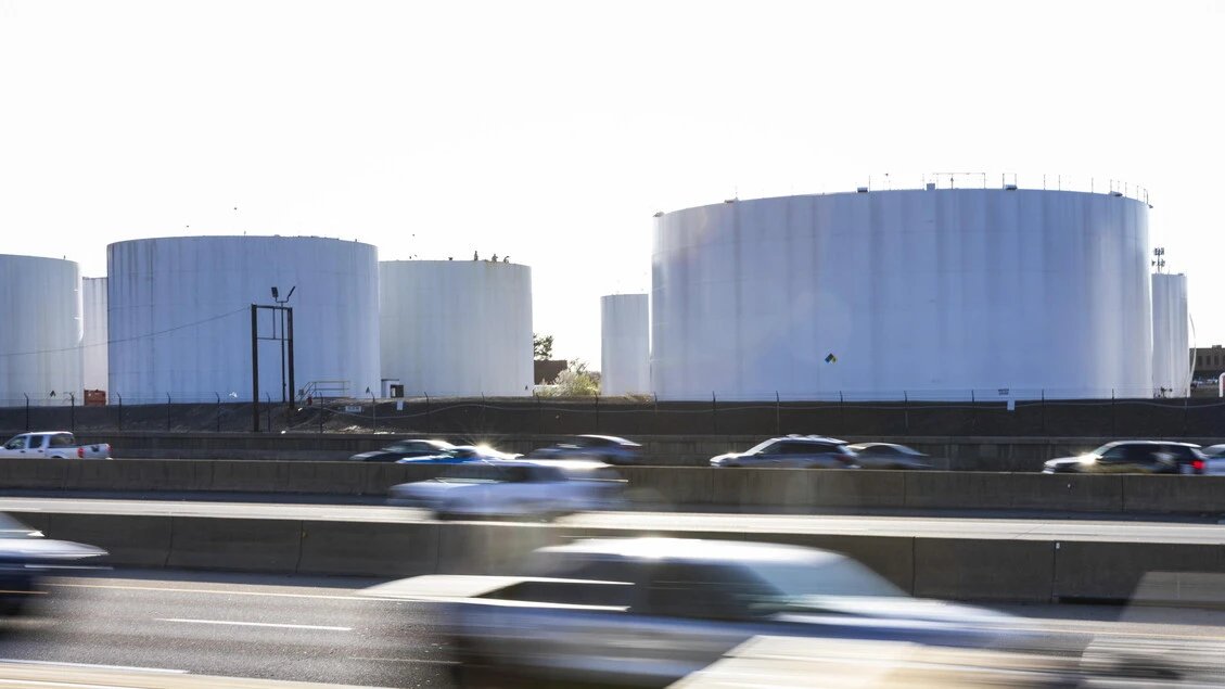 Il gas ritraccia, -3% in avvio di seduta