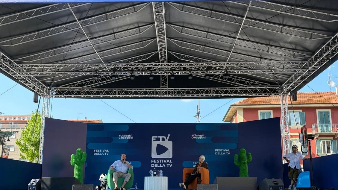 Gerry Scotti, 'la tv generalista non è finita ma il prime time inizi alle 21.30'