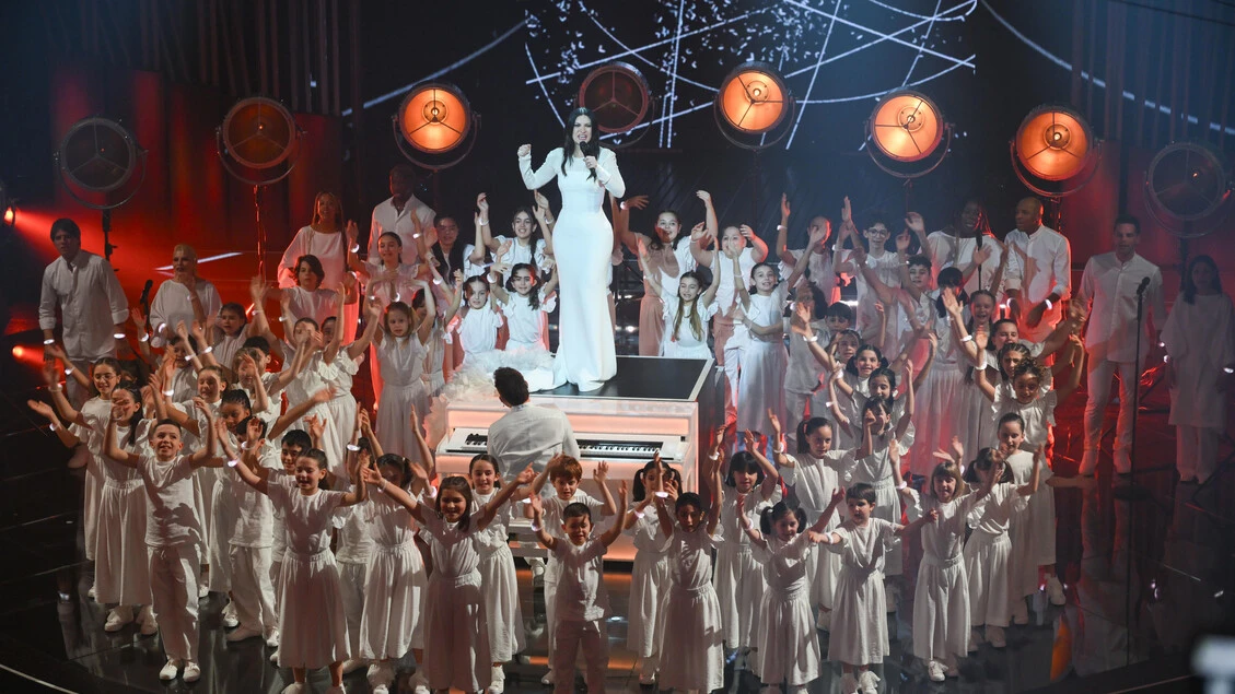 Heal the World, Pausini e il Piccolo Coro per 'un mondo senza guerre'