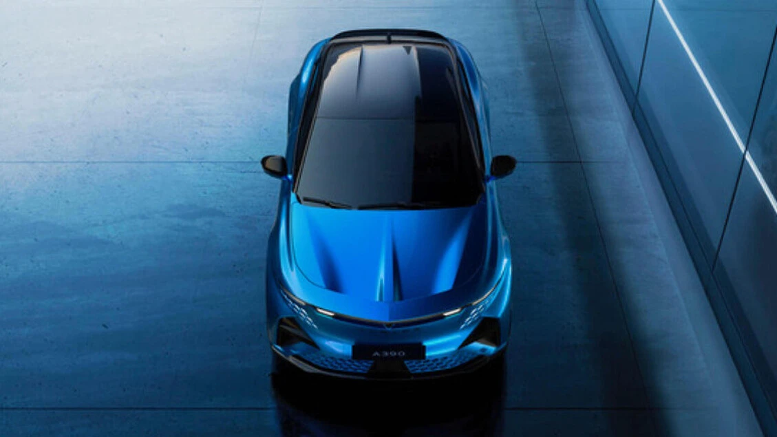 Alpine A390, la batteria garantisce performance ed autonomia