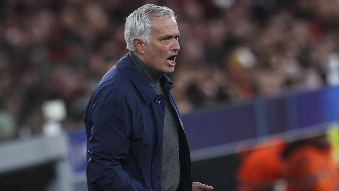 Mourinho si presenta al Real, 'sono qui per ascoltare'