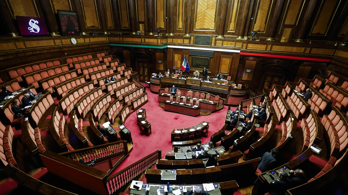 Il Senato approva il decreto accise, il testo passa ora alla Camera