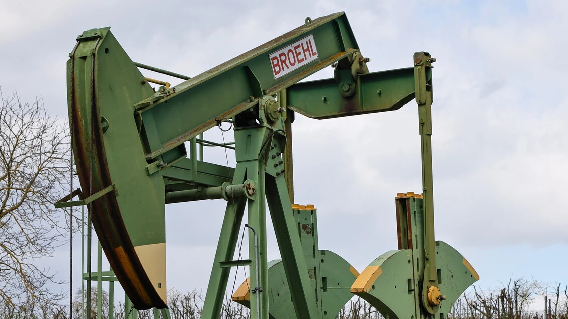 Il petrolio è in ribasso, Wti torna sotto quota 90 dollari, a 88,41 dollari