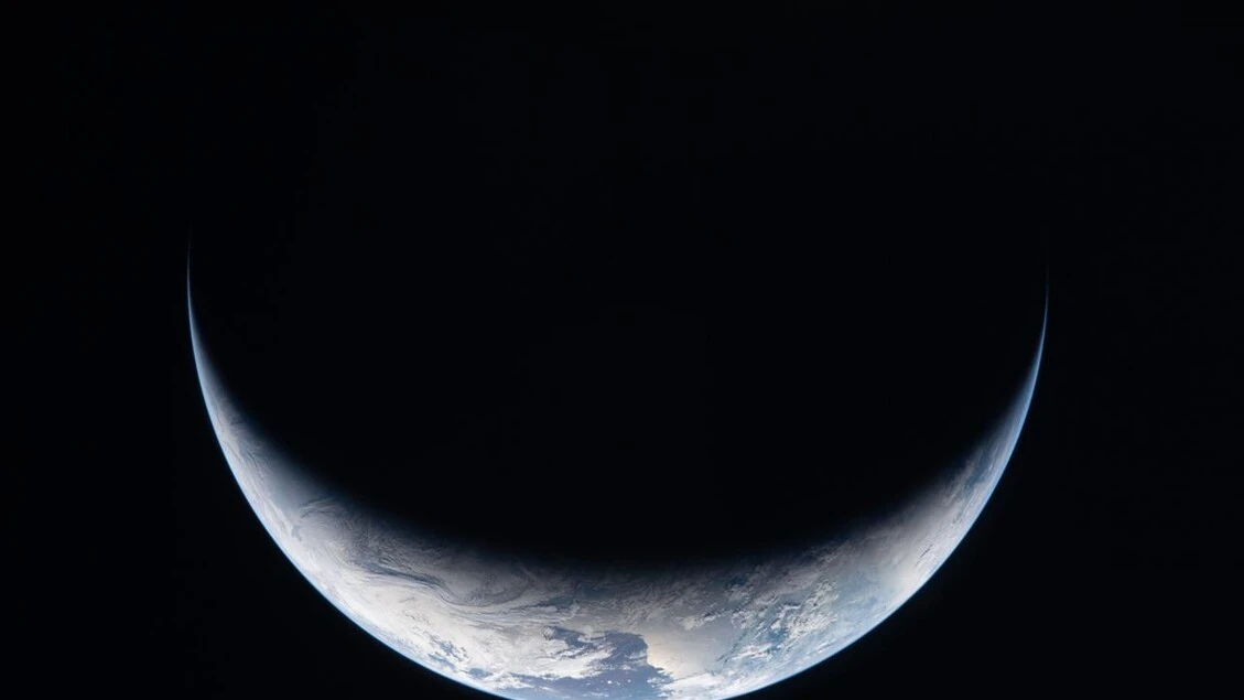 Artemis II, la navetta Orion in viaggio verso la Terra
