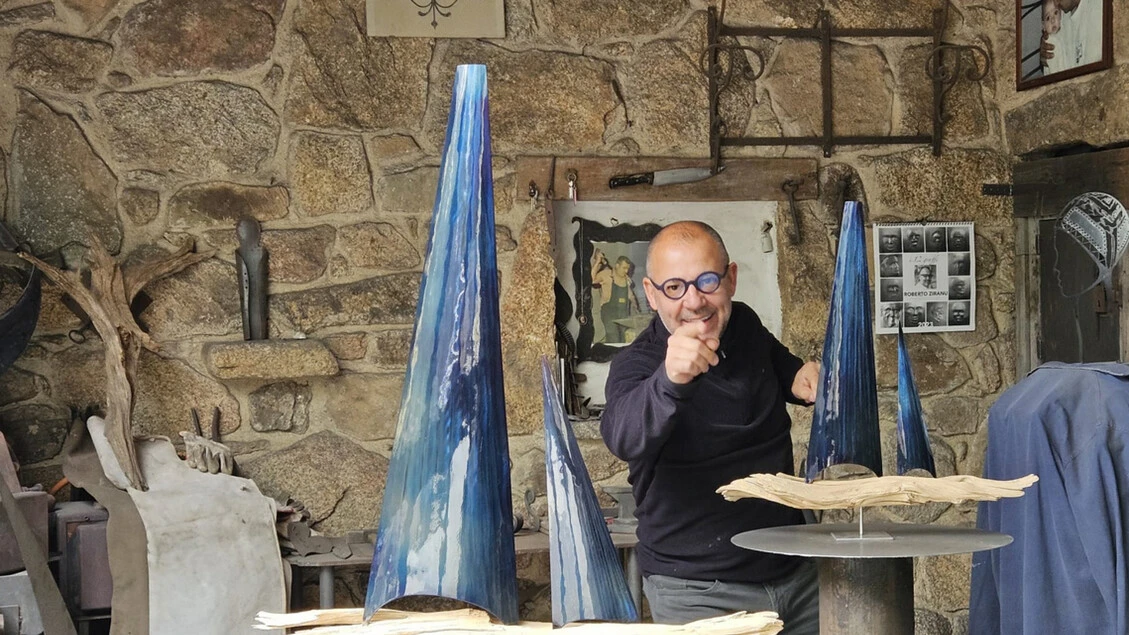 Il trofeo dell'America's Cup a Cagliari firmato dall'artista sardo Ziranu