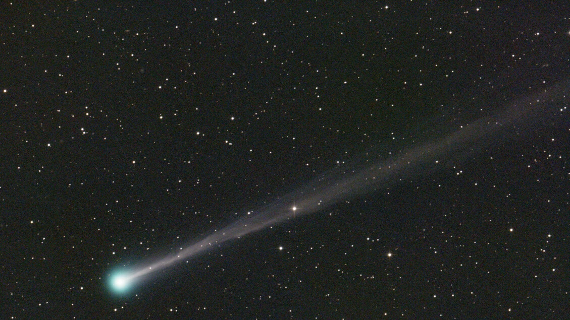 Per una cometa che si disintegra, un'altra diventa visibile