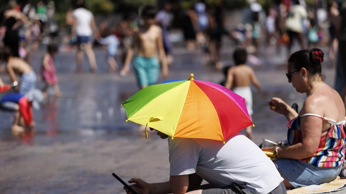 Ondata di caldo in Gb in leggero calo, ma gli annegamenti salgono ad almeno 6