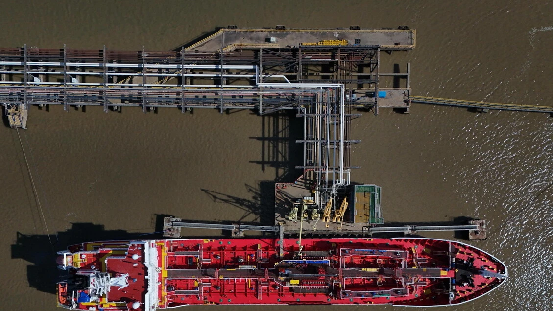 Il petrolio è in calo in avvio, wti a 103,67 dollari (-0,46%)