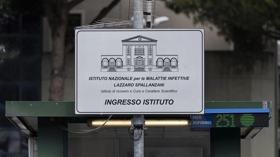 Ministero salute, la circolare alza il livello di allerta per cautela. Allo Spallanzani solo campioni 25enne calabrese