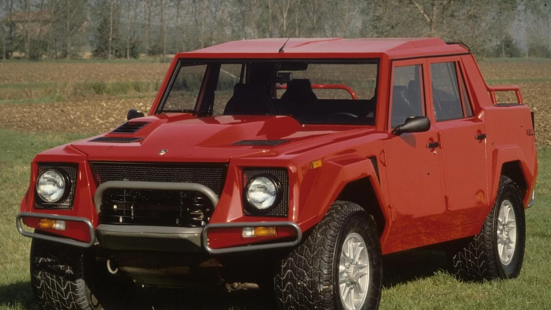 Lamborghini LM002, i 40 anni del primo Super Suv