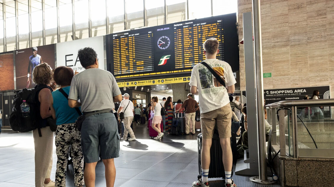 Giovedì treni a rischio. Sindacati di base confermano lo sciopero