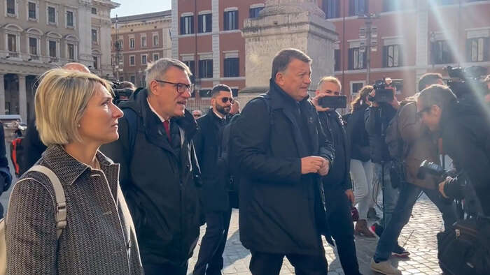 Manovra, i sindacati arrivano a Palazzo Chigi per l'incontro col Governo