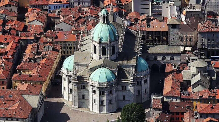 Nel Duomo di Como da domani i turisti entreranno a pagamento