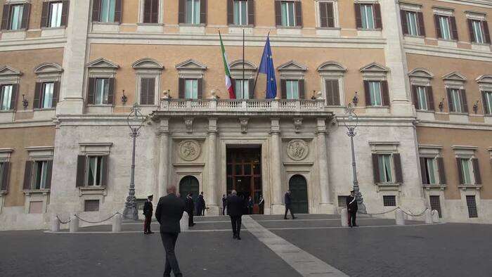 Italia-Qatar, Al-Thani ricevuto a Montecitorio da Fontana