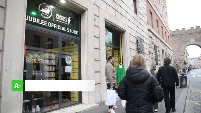 Giubileo, lo store ufficiale accoglie i fedeli