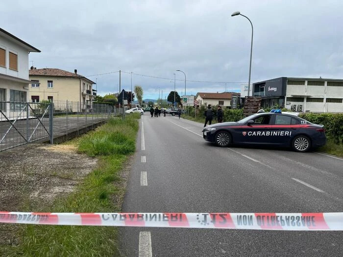 Aggredito con machete, giovane grave in rianimazione