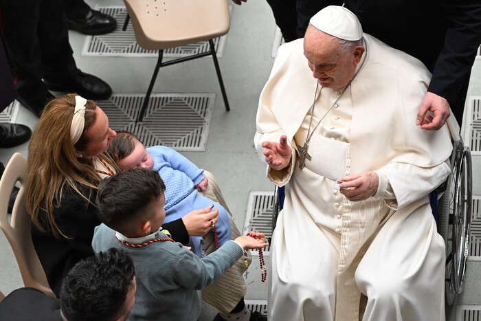 Il Papa, nulla vale quanto la vita di un bambino