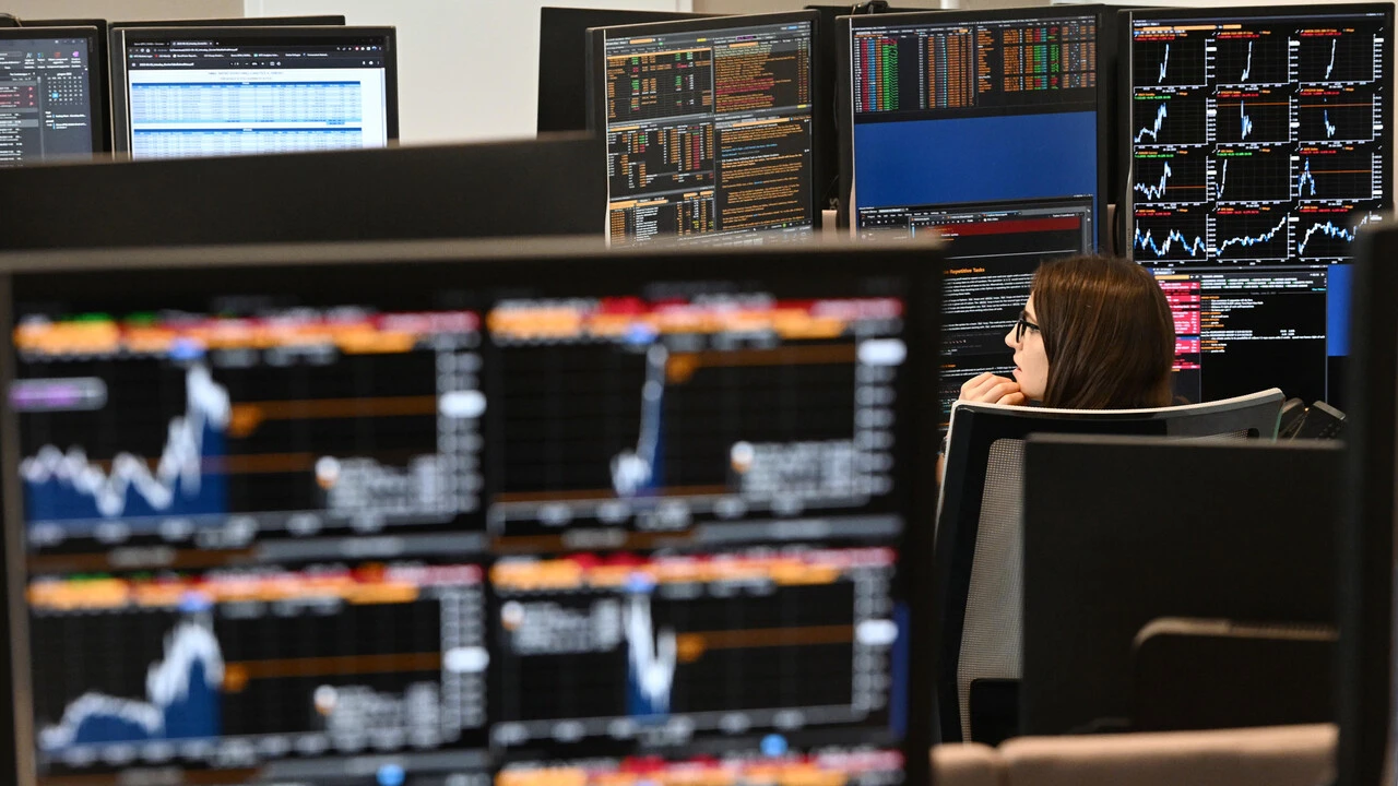 Borsa: Europa in rialzo con Vodafone e Sap