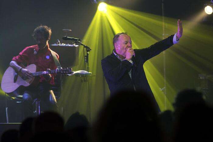 I Simple Minds celebrano l'anniversario di Sparkle in the rain