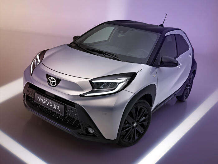 Toyota, una special edition del sistema audio JBL per Aygo X