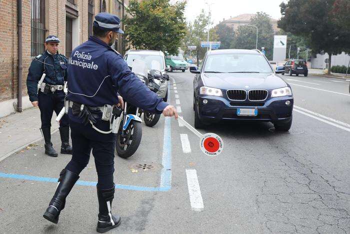 Smog: bollino rosso a Parma, Reggio Emilia e Modena