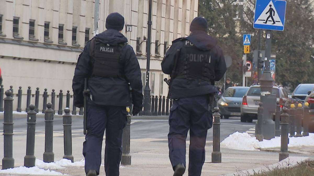 Policjanci zawieszają protest. Podpiszą porozumienie