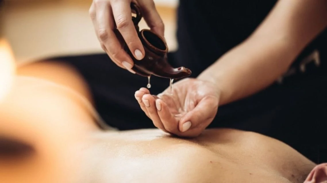 Massagem Tântrica: entenda mais sobre a prática milenar