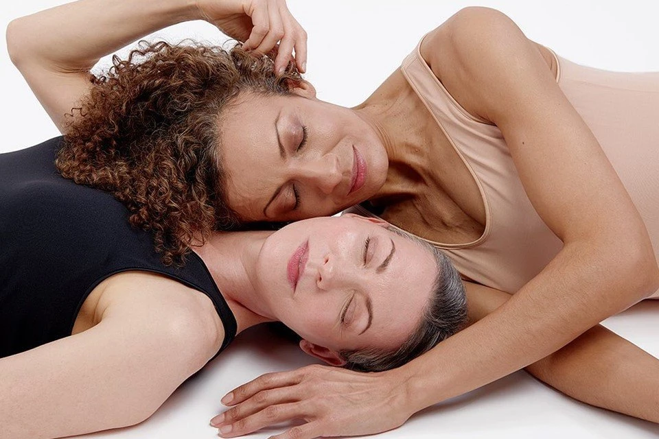 Menos colágeno e mais rugas? Veja como cuidar da pele durante a menopausa