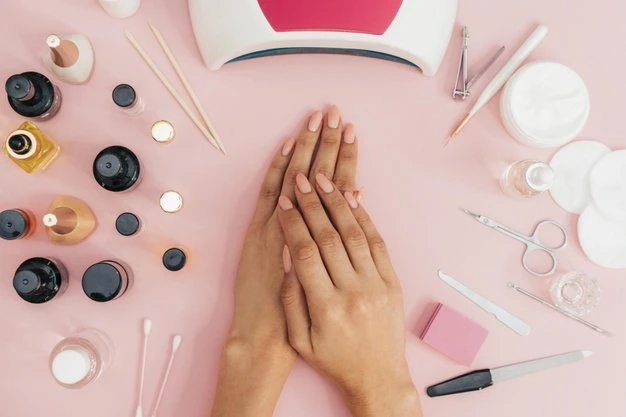 Vai fazer as unhas? Descubra a cor de esmalte perfeita para cada signo