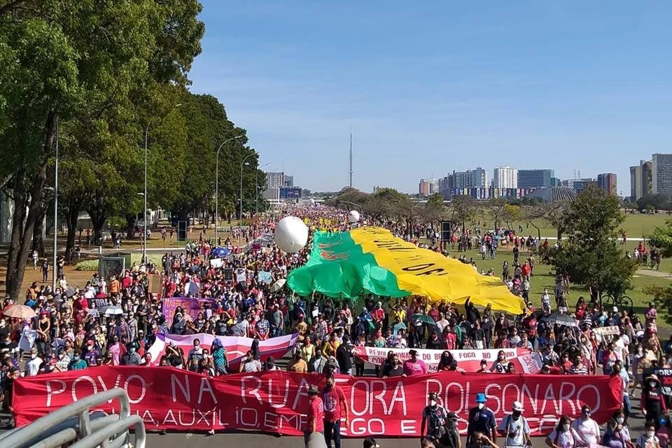 O maior milagre das manifestações contra Bolsonaro (Por Juan Arias)