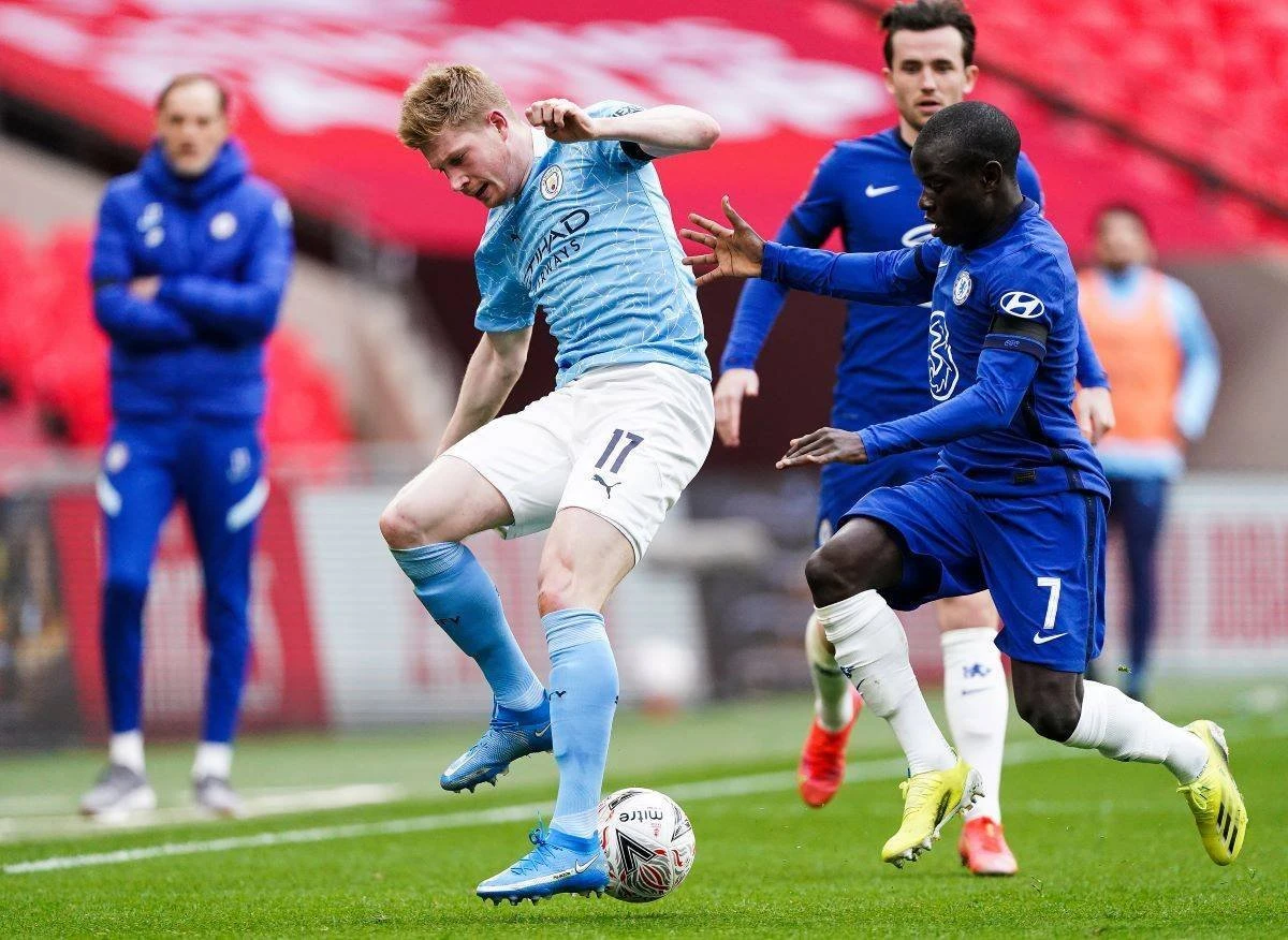 Sotaque britânico: Chelsea e City decidem quem leva a Champions League